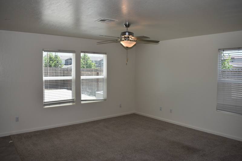 House for rent at 698 Jessie Dr, Merced, CA 95348