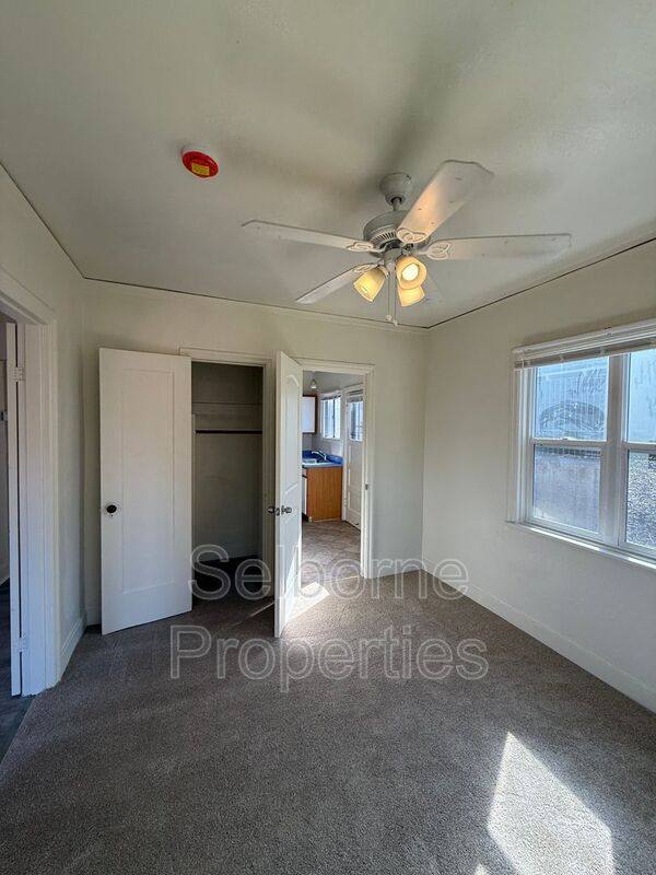 Apartment for rent at 527 Callan Ave #1, San Leandro, CA 94577