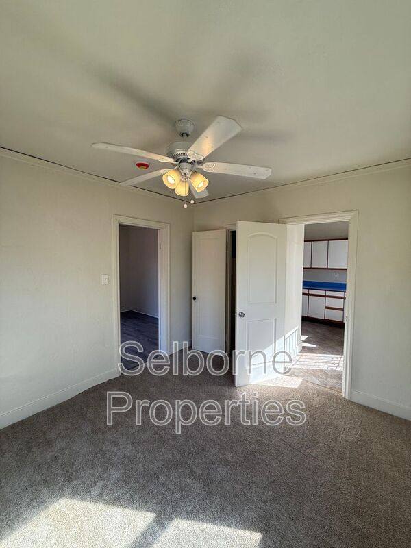 Apartment for rent at 527 Callan Ave #1, San Leandro, CA 94577