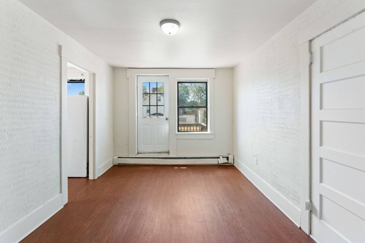 Apartment for rent at 270 15th St, Ambridge, PA 15003