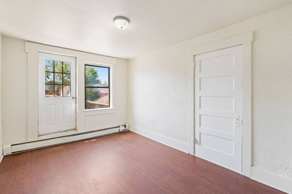 Apartment for rent at 270 15th St, Ambridge, PA 15003