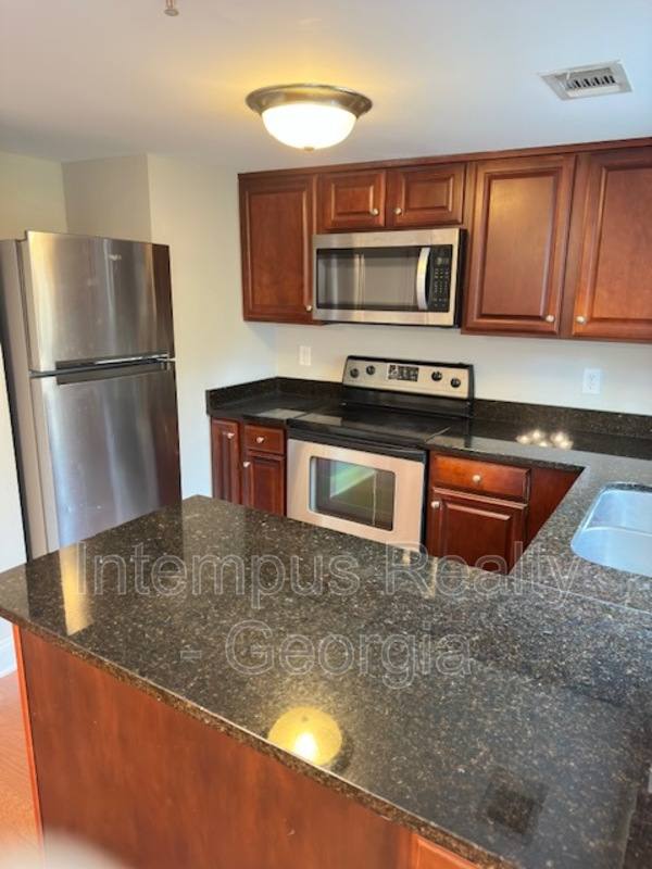 Townhouse for rent at 30 Villa Court SE, Smyrna, GA 30080
