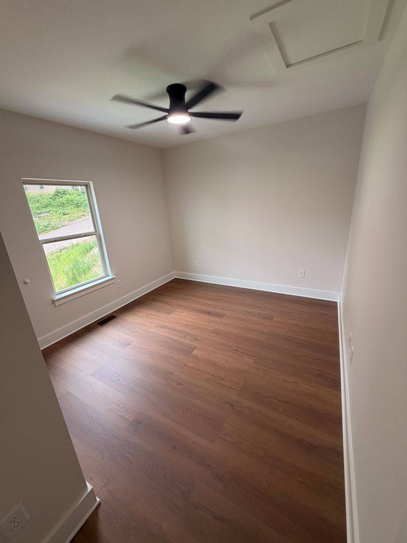2417 Waverly St, Knoxville, TN 37921 - House for Rent - Image 5