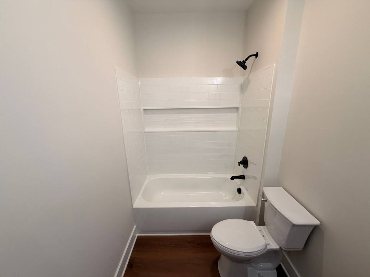 2417 Waverly St, Knoxville, TN 37921 - House for Rent - Image 4