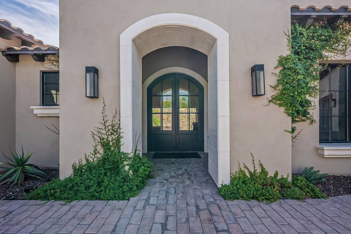 House for rent at 12016 N Sunset Vista Dr, Fountain Hills, AZ 85268