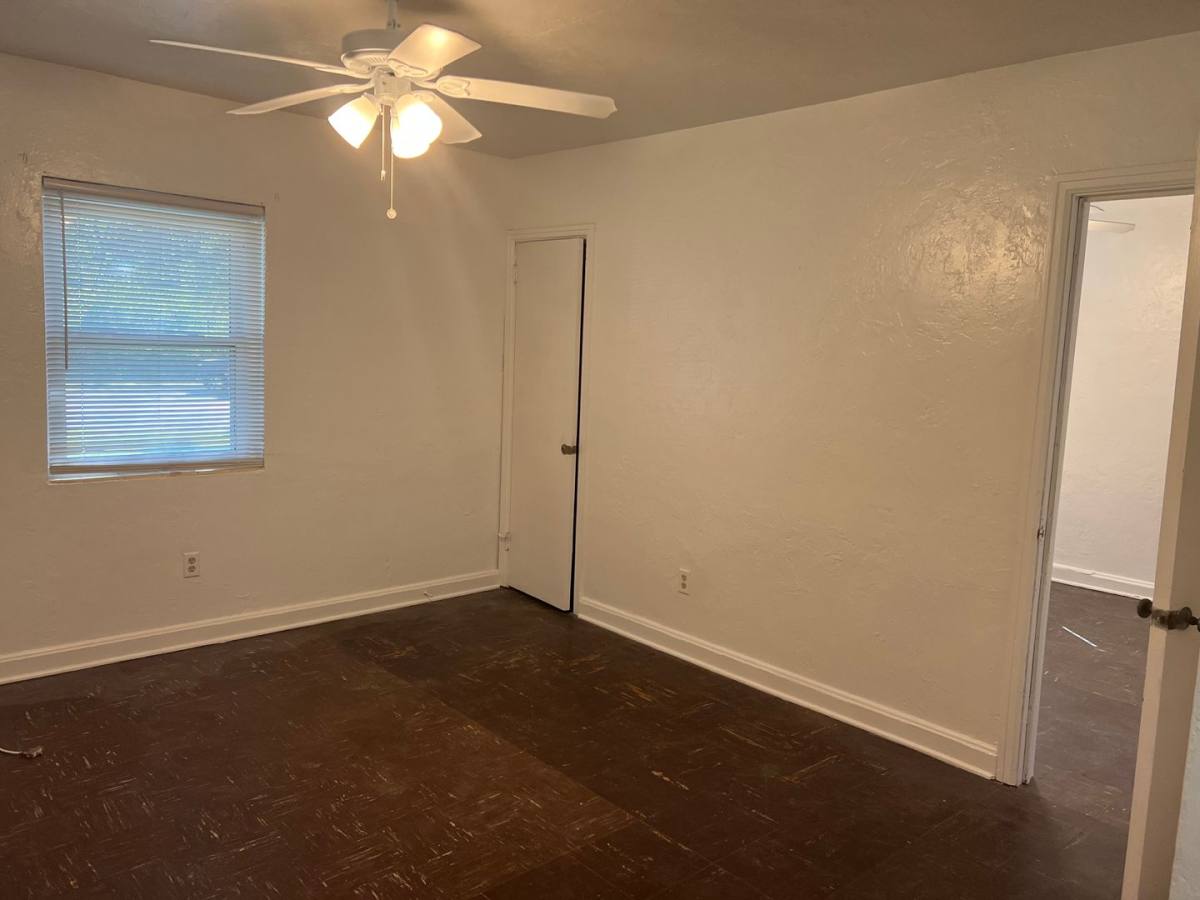 Apartment for rent at 873 Campus Circle, Tallahassee, FL 32304
