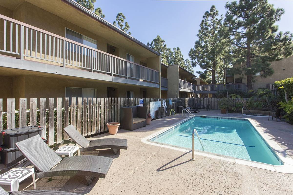 Apartment for rent at 13850 Mango Dr, Del Mar, CA 92014