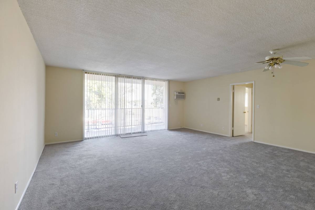 Apartment for rent at 8421 Lindley Ave, Northridge, CA 91325