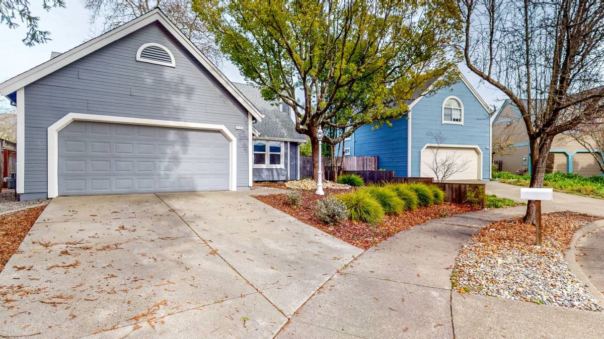 House for rent at 2135 Pebblewood Court, Santa Rosa, CA 95403