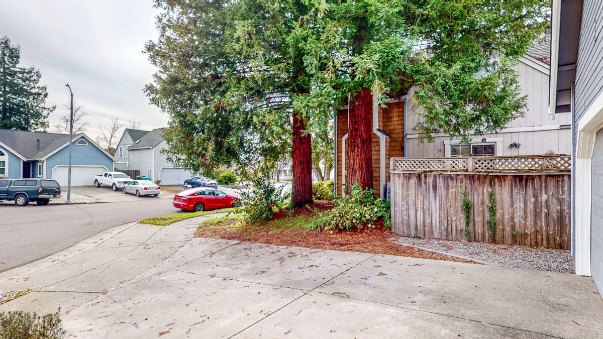 House for rent at 2135 Pebblewood Court, Santa Rosa, CA 95403