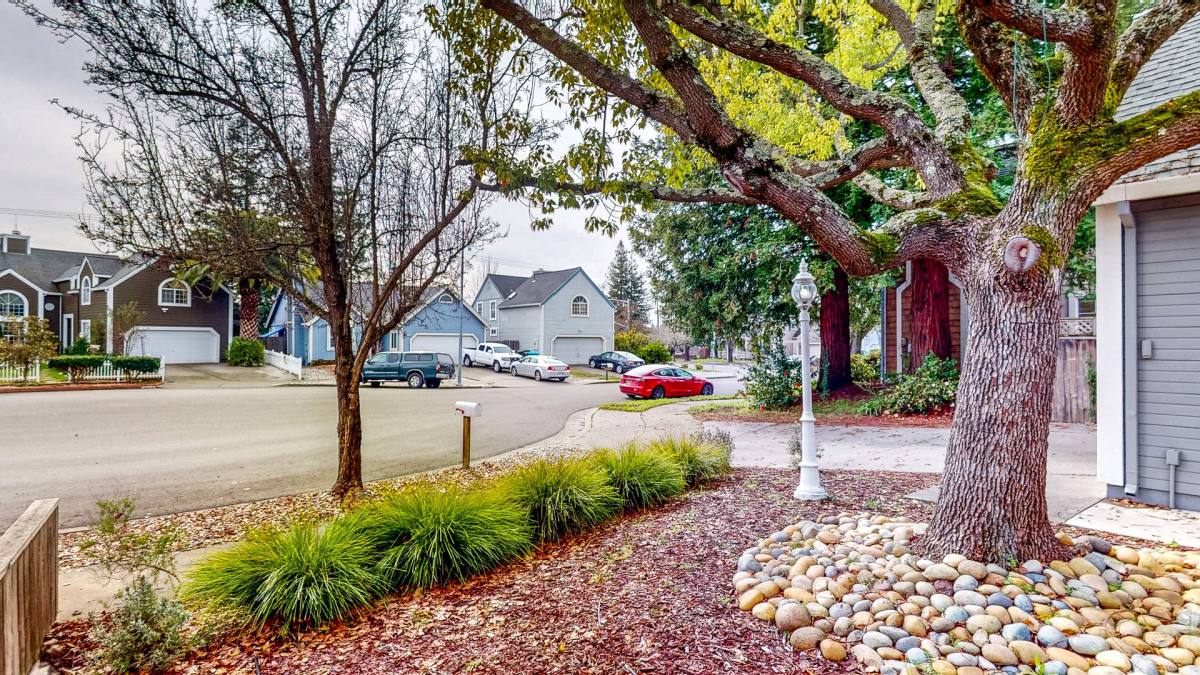 House for rent at 2135 Pebblewood Court, Santa Rosa, CA 95403