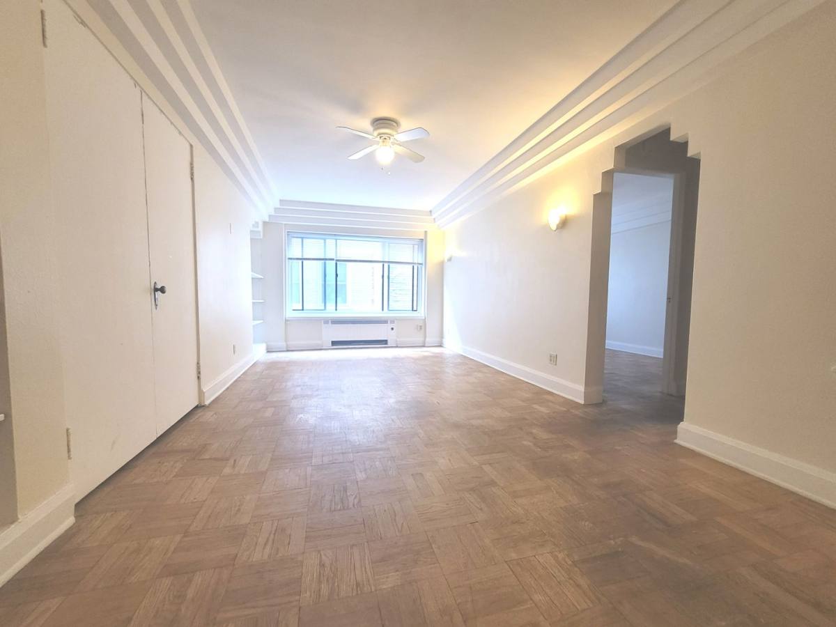 Apartment for rent at 2121 E Capitol Dr, Milwaukee, WI 53211