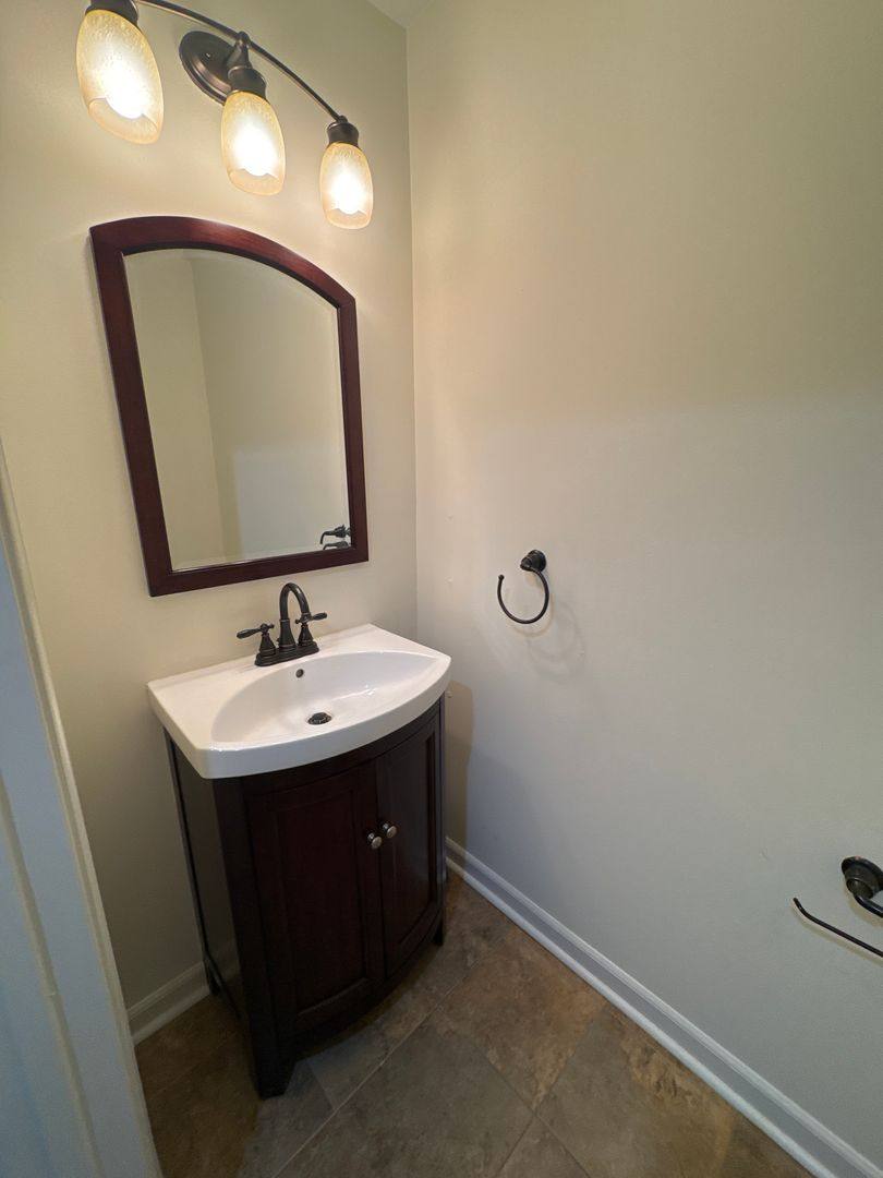 Condo for rent at 1600 Oakridge Lane, Hellertown, PA 18055