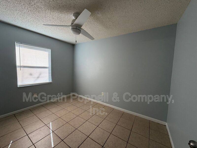 Apartment for rent at 1408 Spencer #A, Plant City, FL 33563