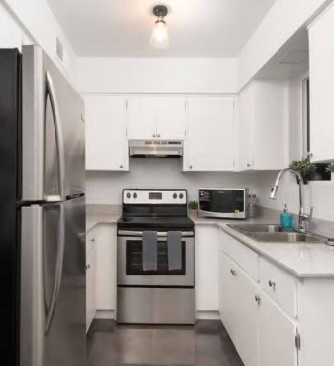 Apartment for rent at 2922 N 35th St, Phoenix, AZ 85018