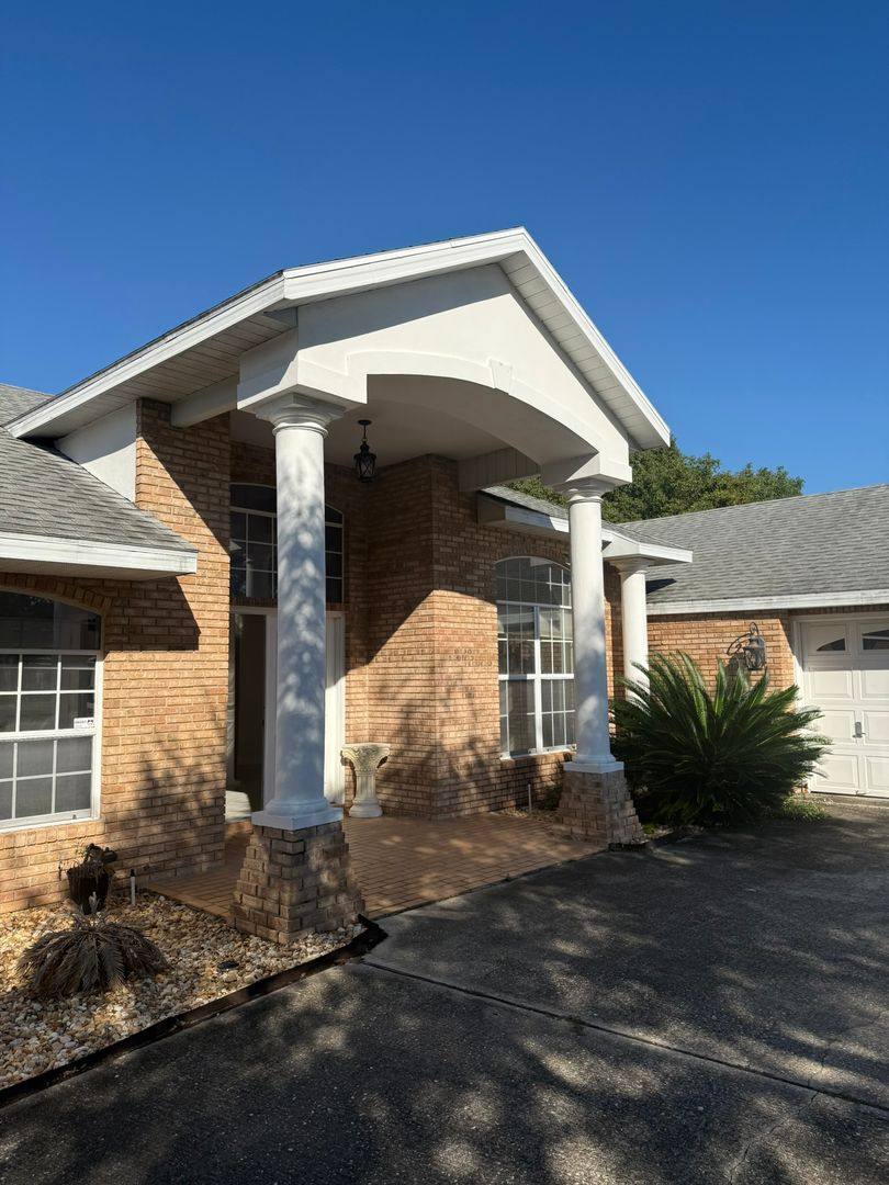 House for rent at 412 Soft Shadow Lane, Debary, FL 32713