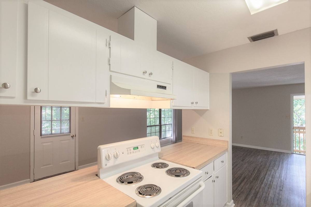 Apartment for rent at 671 Holyoke Court, Tallahassee, FL 32301