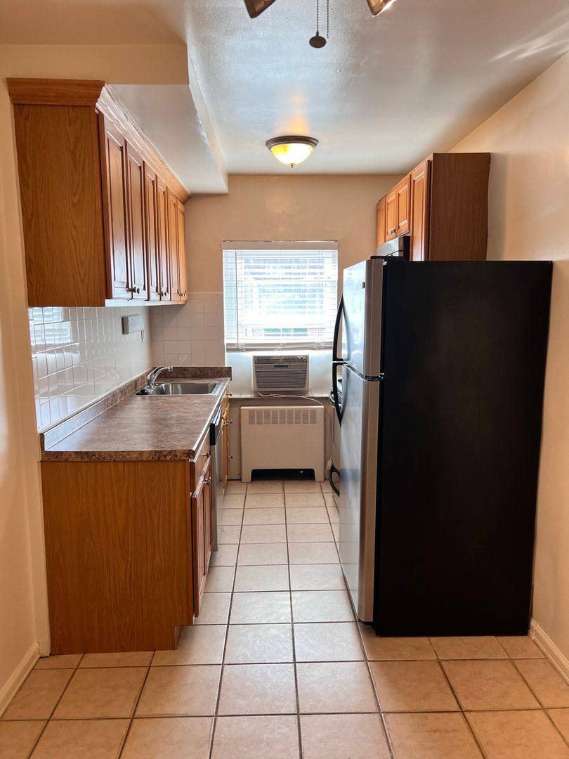 Apartment for rent at 2750 Linshaw Court, Cincinnati, OH 45208