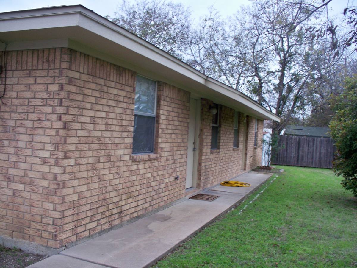 Apartment for rent at 306 S 5th, Copperas Cove, TX 76522