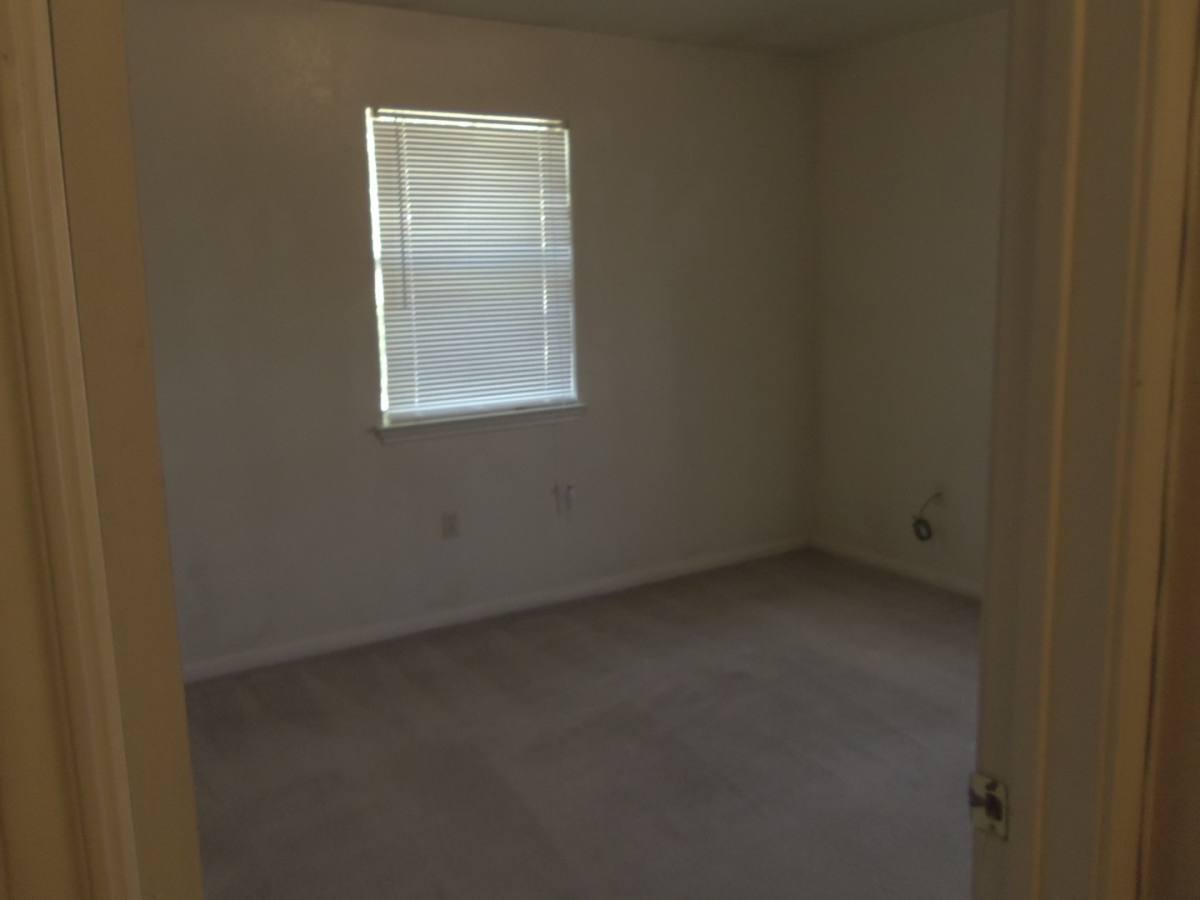 Apartment for rent at 306 S 5th, Copperas Cove, TX 76522