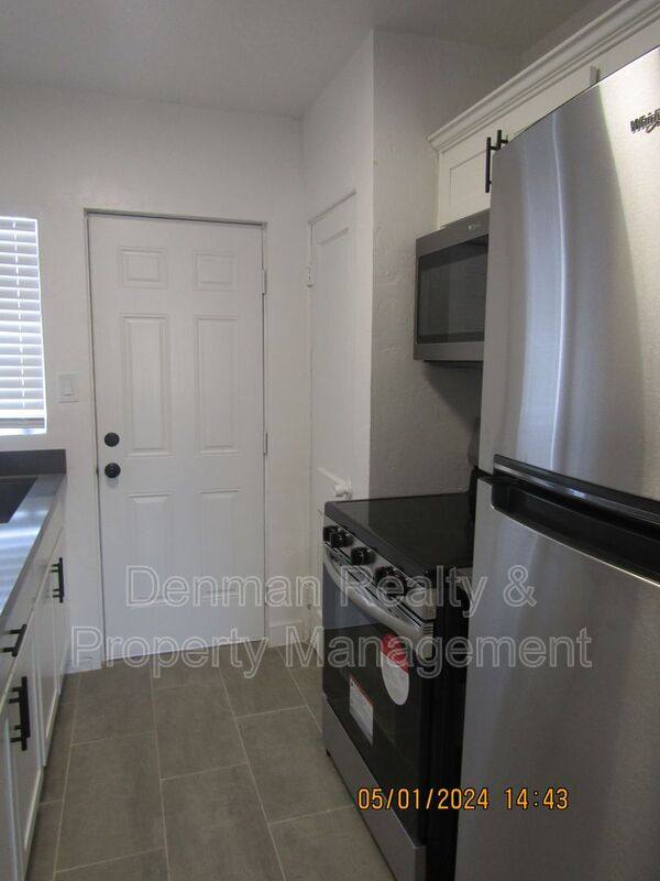 Townhouse for rent at 4306 N 12th St #7, Phoenix, AZ 85014