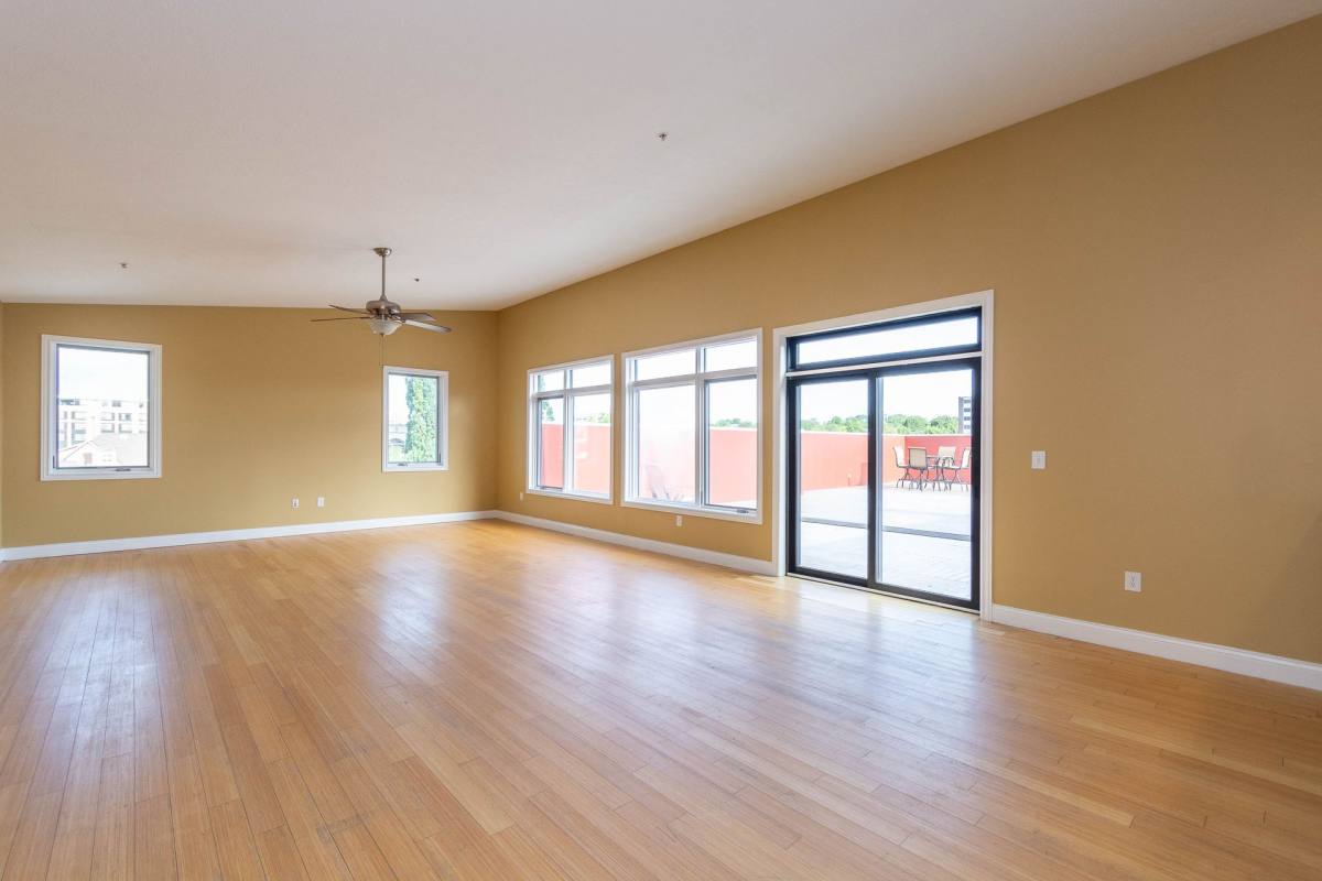 Apartment for rent at 422 E Kirkwood Ave, Bloomington, IN 47408