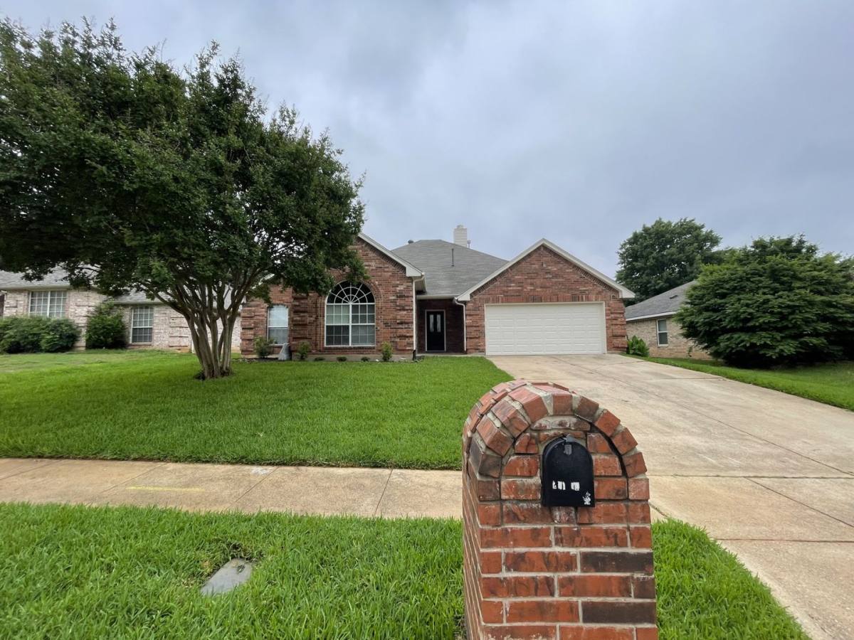 204 Carlsbad, Dr, Mansfield, TX 76063