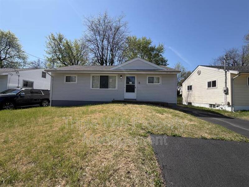 House for rent at 24 Barto Dr, Saint Louis, MO 63135