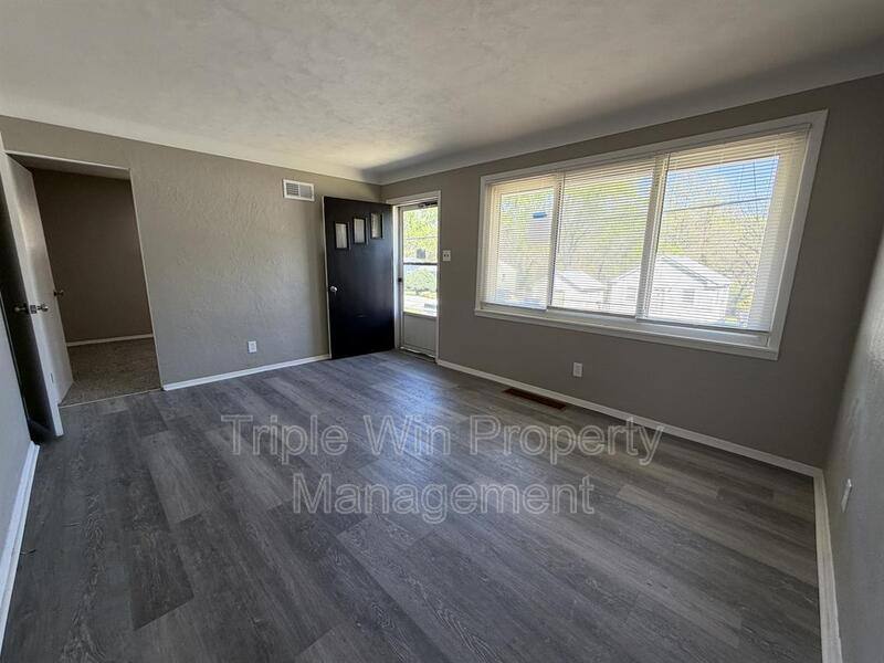 House for rent at 24 Barto Dr, Saint Louis, MO 63135