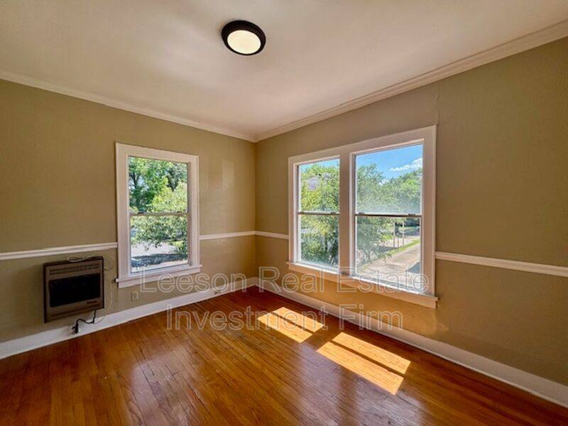 Apartment for rent at 320 College B, Shreveport, LA 71104