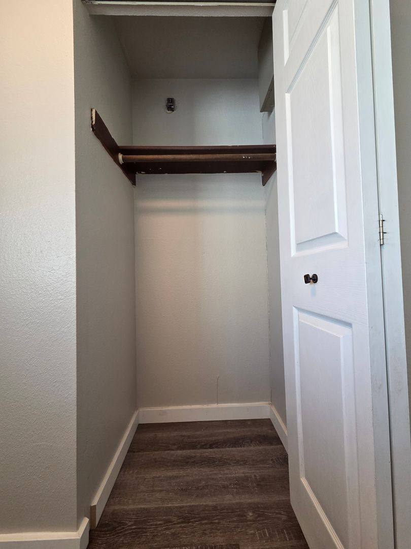 Apartment for rent at 908 N Grant Ave, Tacoma, WA 98403