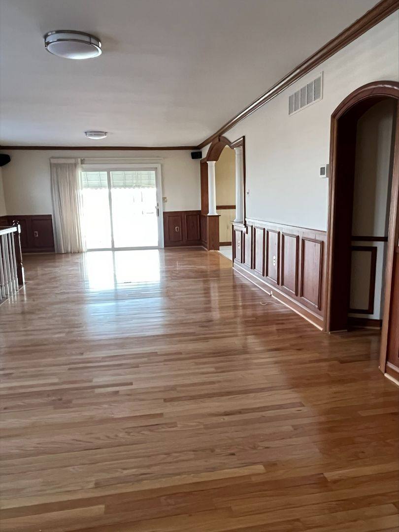 Apartment for rent at 213 Nanticoke Rd, Essex, MD 21221