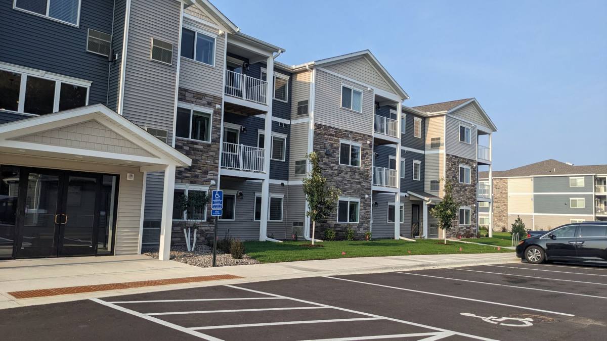 Apartment for rent at 25713 4th St W, Zimmerman, MN 55398