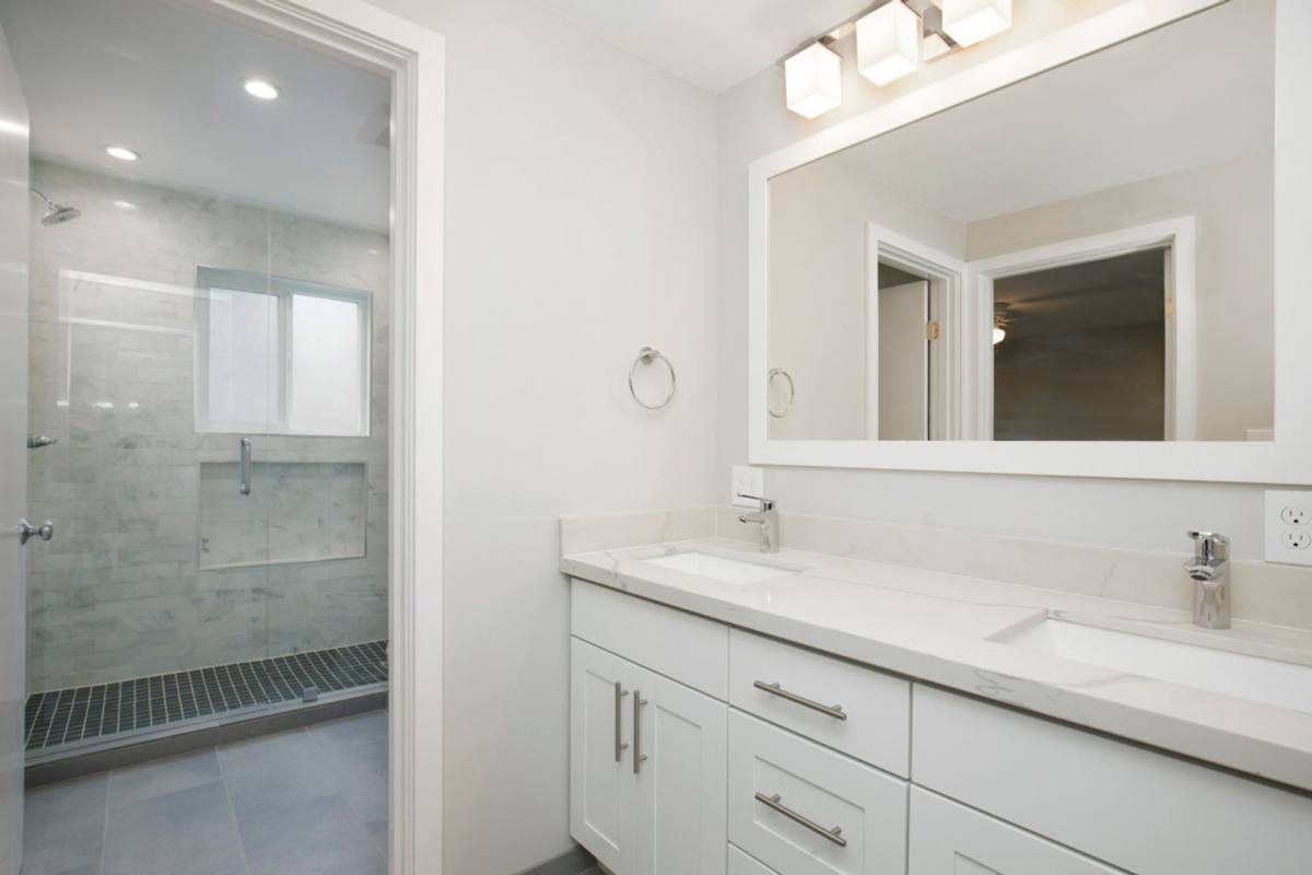 Apartment for rent at 1020 5th Ave N, Seattle, WA 98109