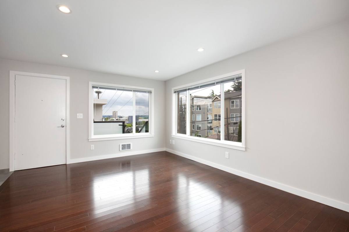 Apartment for rent at 1020 5th Ave N, Seattle, WA 98109