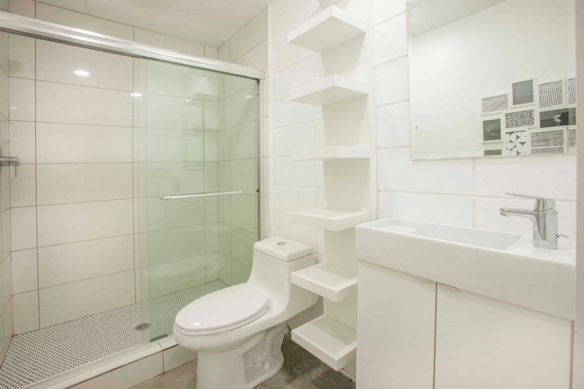 Apartment for rent at 598 W Laurel St, San Diego, CA 92101