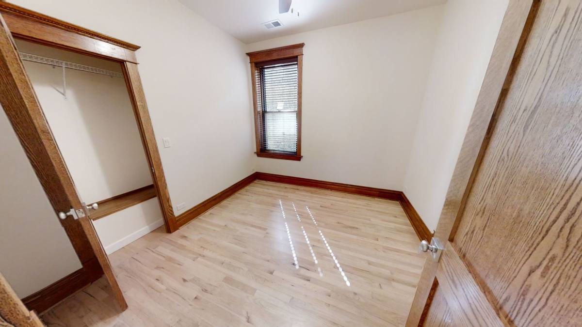 Apartment for rent at 1443-1445 W Belle Plaine, Chicago, IL 60613