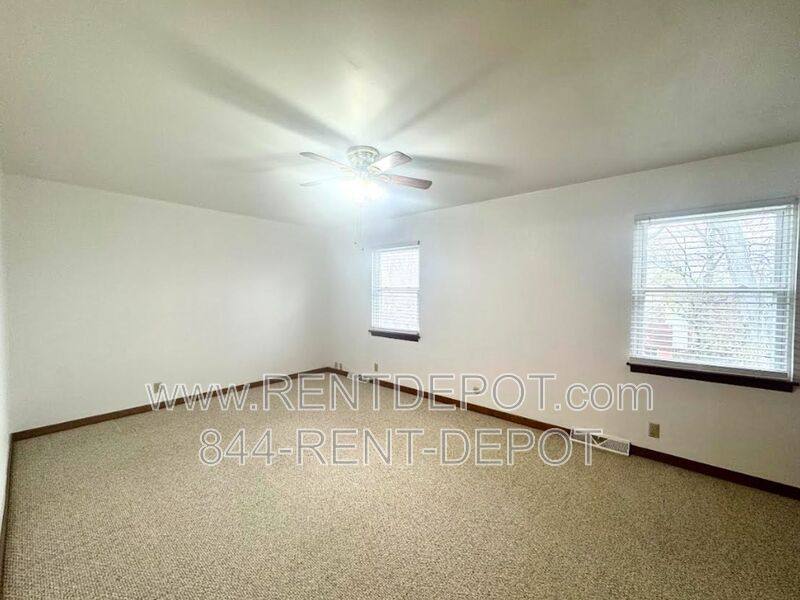 Townhouse for rent at 306-308 Bob Court, Evansville, IN 47711