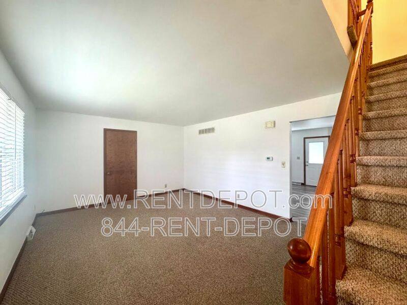 Townhouse for rent at 306-308 Bob Court, Evansville, IN 47711