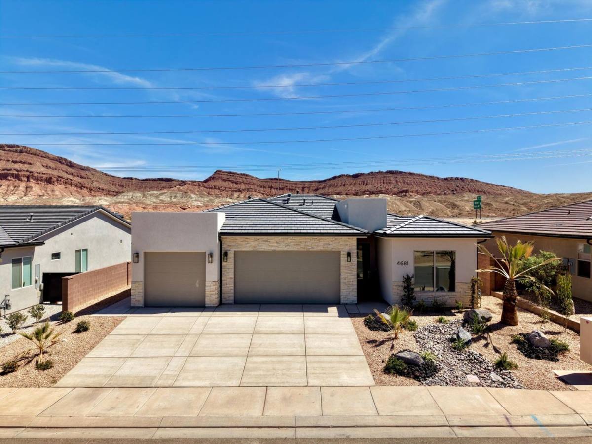 House for rent at 4681 S Lucy Lane, Washington, UT 84780