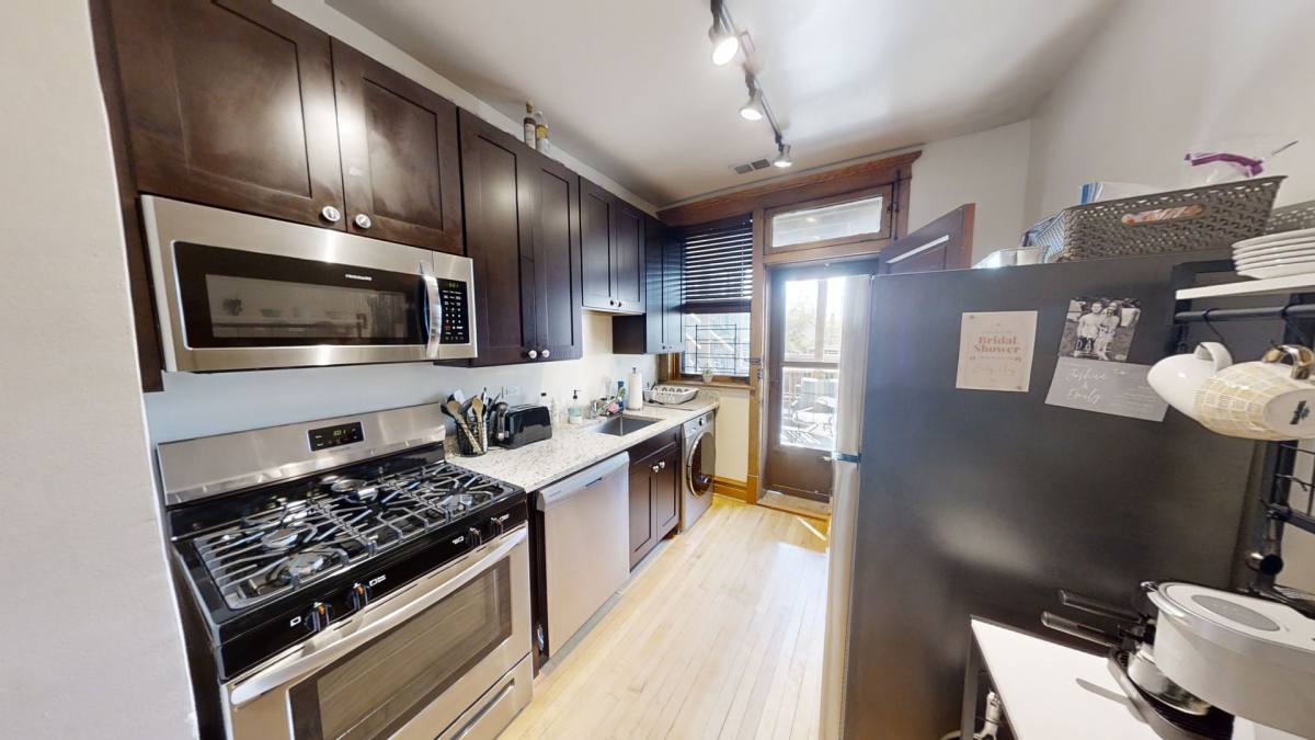 Apartment for rent at 3604-3610 W Bosworth, Chicago, IL 60613