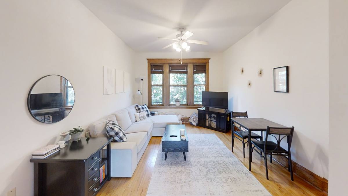 Apartment for rent at 3604-3610 W Bosworth, Chicago, IL 60613