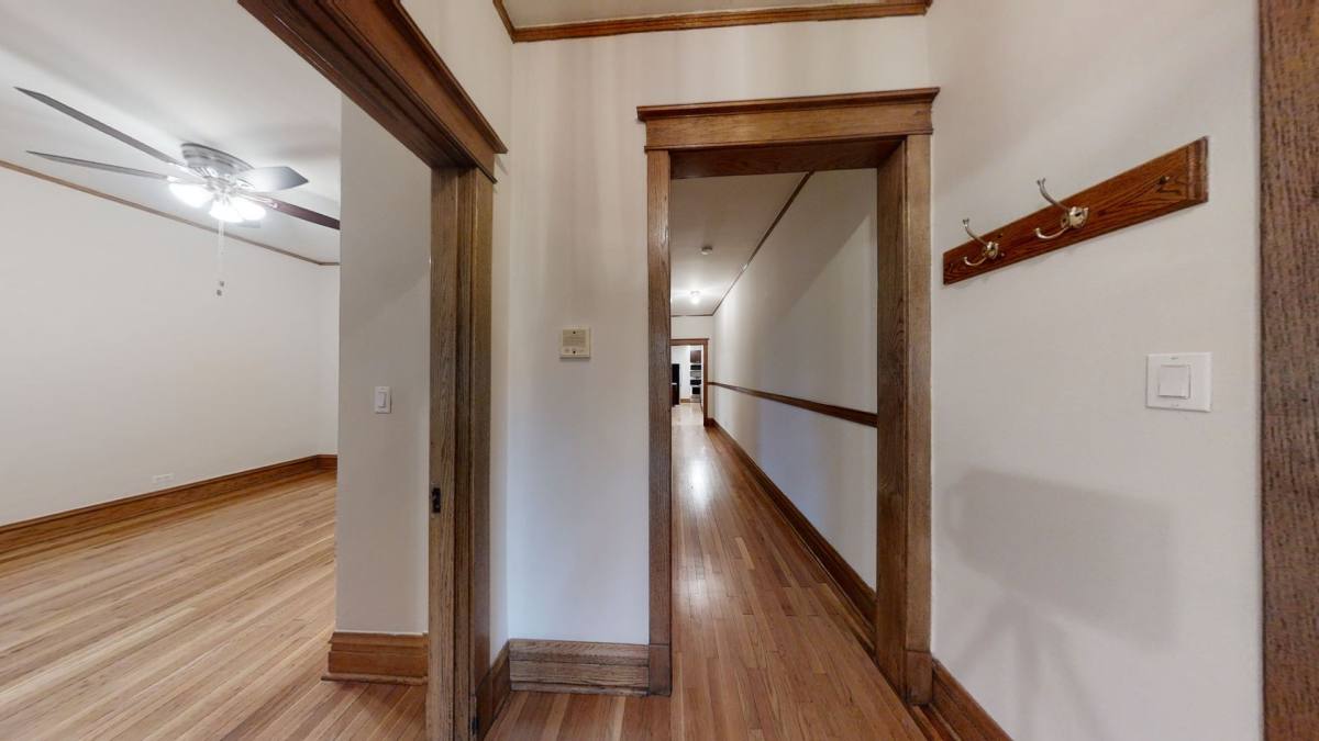 Apartment for rent at 3767 N Lakewood, Chicago, IL 60613