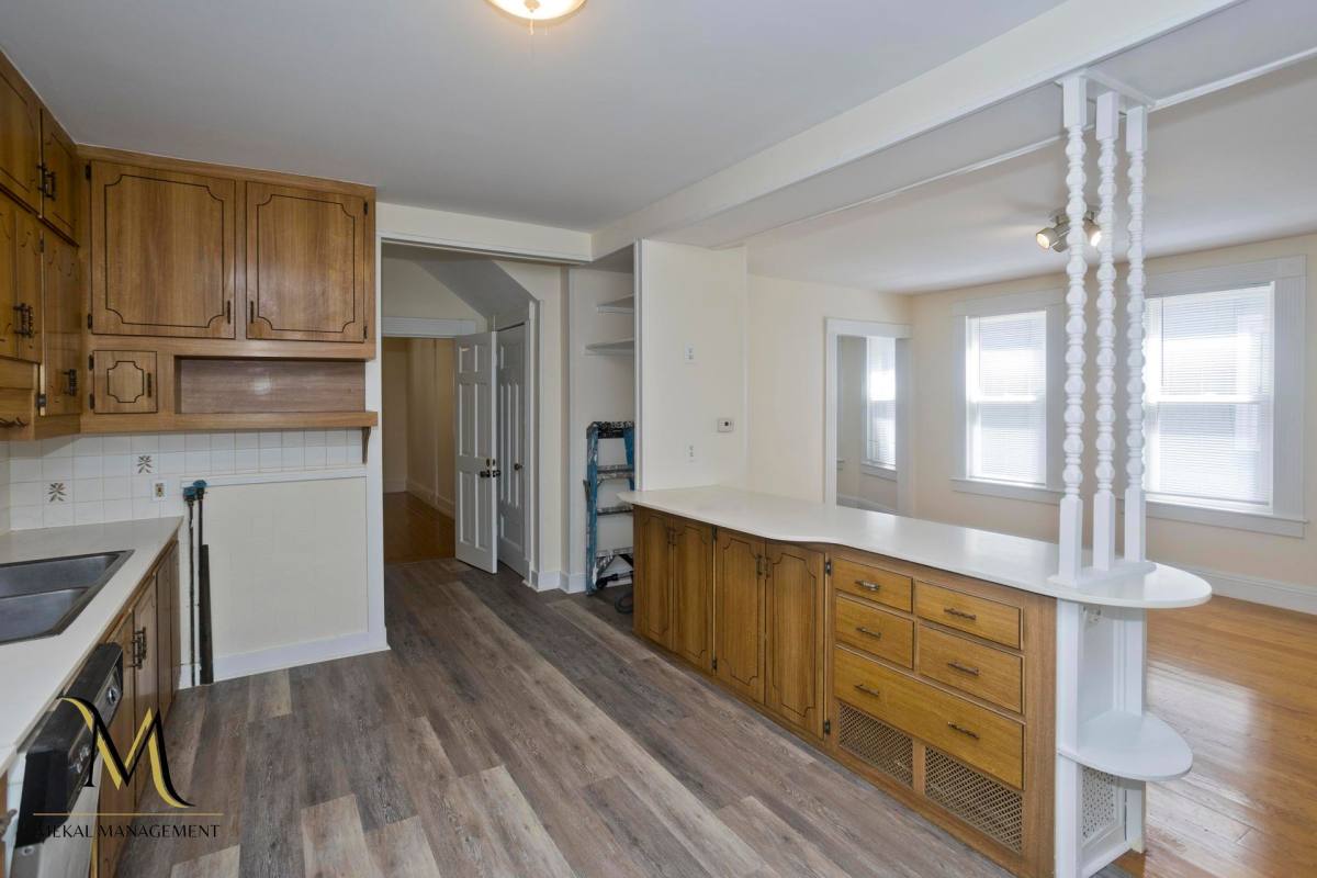 Apartment for rent at 208-210 Fort Pleasant Ave, Springfield, MA 01108