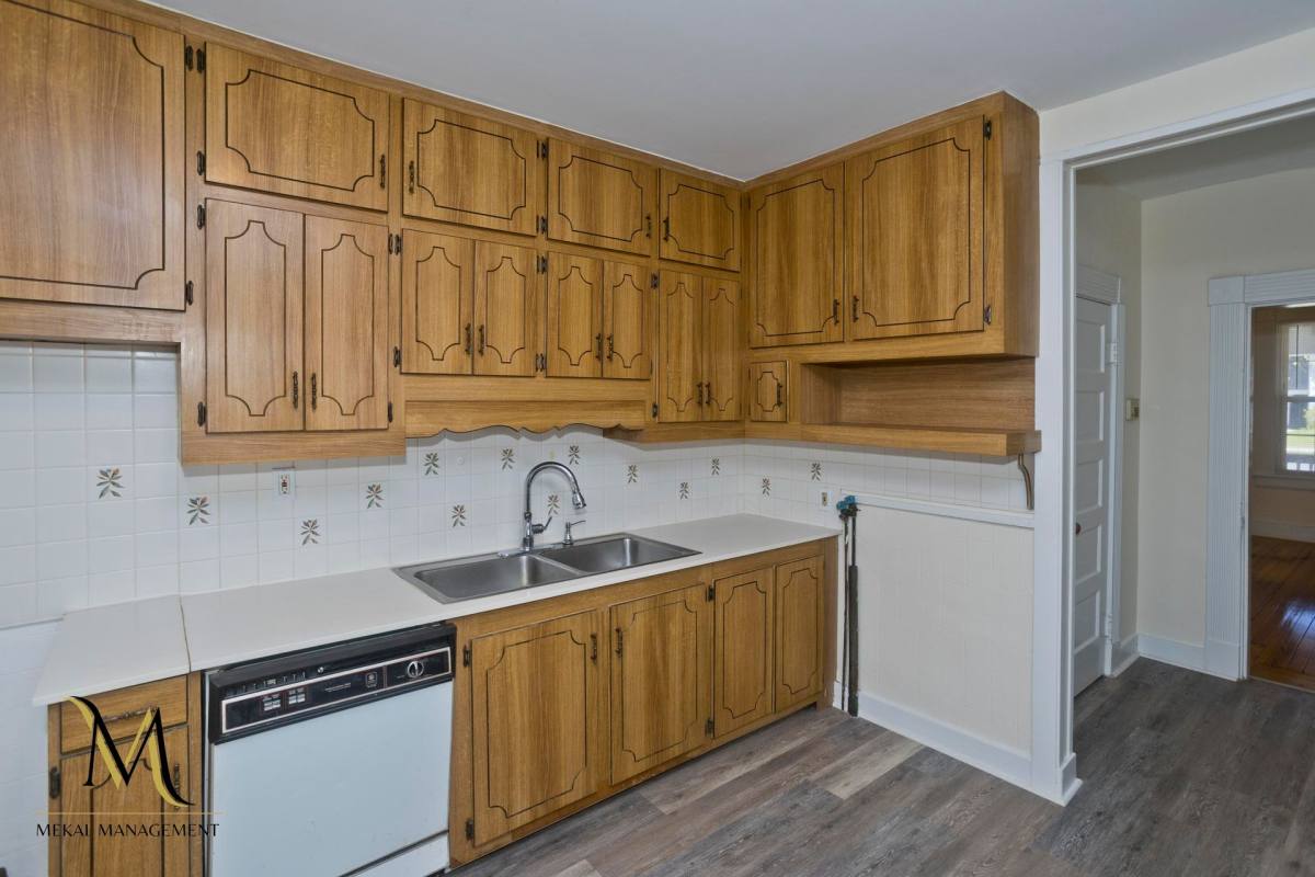 Apartment for rent at 208-210 Fort Pleasant Ave, Springfield, MA 01108
