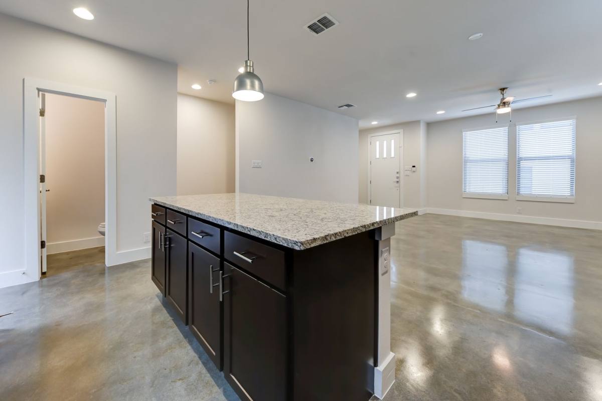 Apartment for rent at 200 Melrose Place, San Antonio, TX 78212