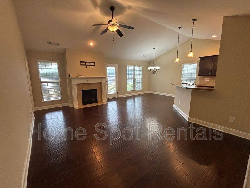 House for rent at 4811 Lost Creek Dr, Gainesville, GA 30504