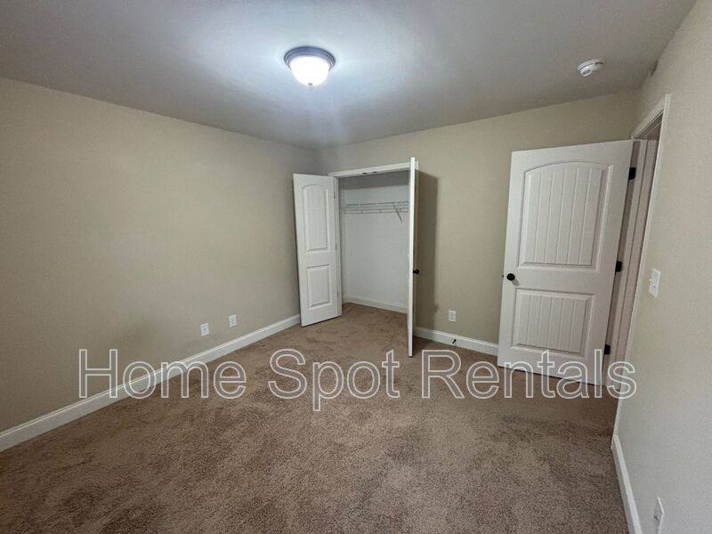 House for rent at 4811 Lost Creek Dr, Gainesville, GA 30504