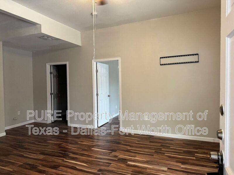 Apartment for rent at 2932 Haynie St #B, Fort Worth, TX 76112