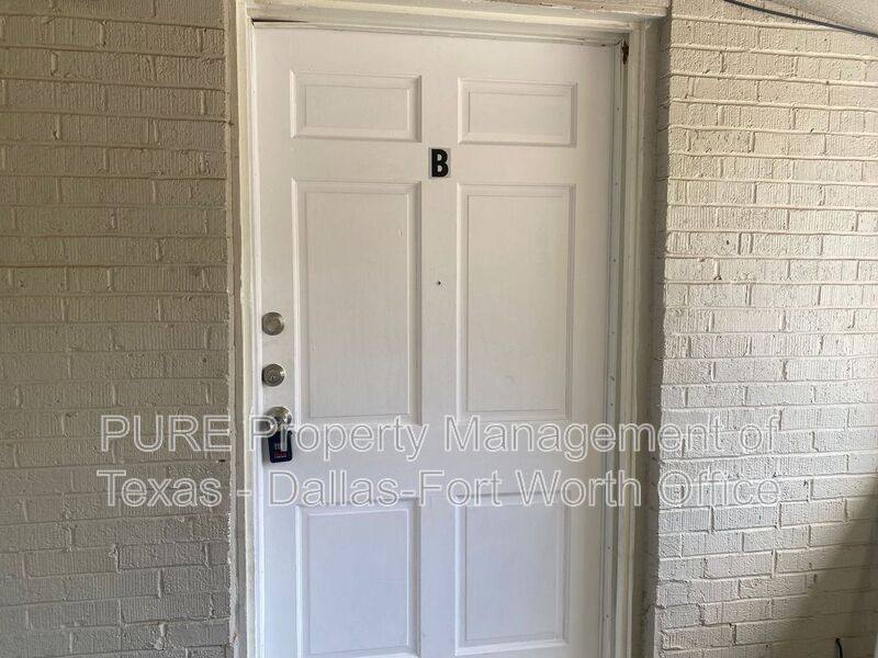 Apartment for rent at 2932 Haynie St #B, Fort Worth, TX 76112